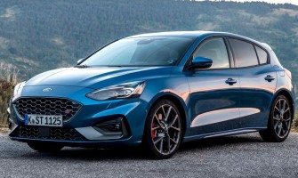 How to Remove and Replace a Ford Focus MK4 Front Bumper (2018–2021)