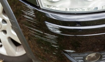 Signs It's Time to Replace Your Car Bumper