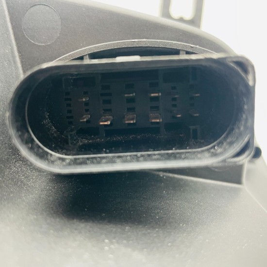 Audi A4 Xenon Headlight Passenger Side B9 2015 - 2019 [l14]