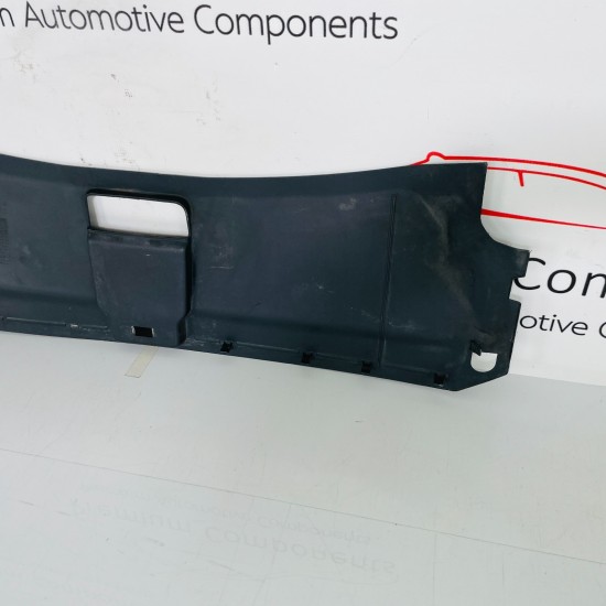 Audi Q3 Upper Lock Plate Cover Genuine Radiator Slam Panel Trim 2014 – 2018 Audi Q3 Upper Lock Plate Cover Genuine Radiator Slam Panel Trim 2014 – 2018