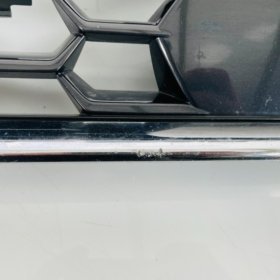 Audi A3 S-line Front Grill Genuine With Chrome Surround 8y0853651a | 2020 - 2024
