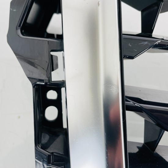 Audi Q2 Front Grill S Line Genuine Black 83a853651e | 2016 - 2021 [zb44]