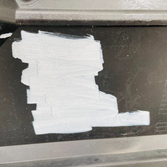 Audi Q8 E Tron Front Bumper Genuine Black With Jet Washers 2019 - 2023 [ao74]