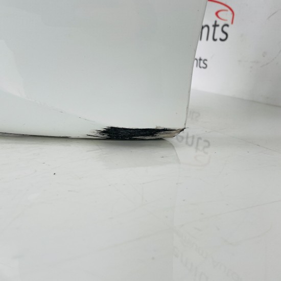 Audi A3 Front Bumper Se Hatchback Genuine White 8y0807437 / 2020 - 2023 [at90]