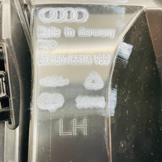 Audi Q4 E-tron Lower Grille Left Air Guide Genuine 89a807681a | 2021-2025 [zb56]