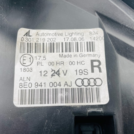 Audi A4 Headlight B7 Right Side Genuine 8e0941004aj | 2004-2007 [l11]