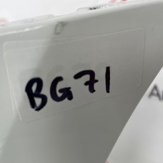 Audi A3 Front Bumper Se 8y Hatchback Genuine White 8y0807437 | 2020-2023 [Bg71]