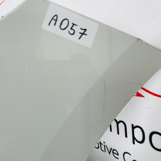 BMW 2 Series Active Tourer Front Bumper Genuine White Red U06 2021 - 2025 [ao57]