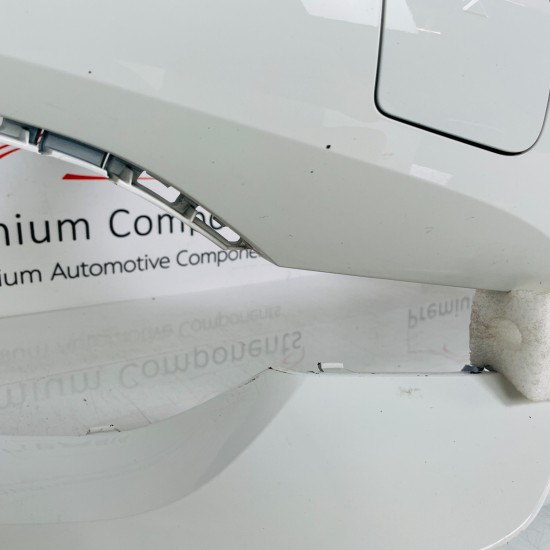 BMW 1 Series Front Bumper F40 Se Genuine White 51117459708 | 2019-2023 [Ba51]