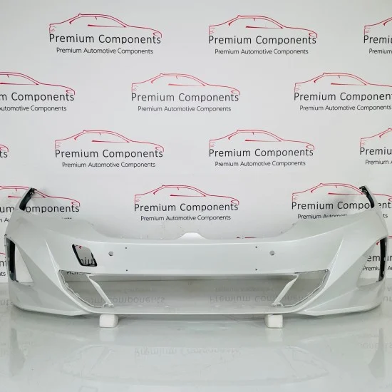Genuine BMW 3 Series G20 G21 SE LCI front bumper showing the standard lower intake and trim layout