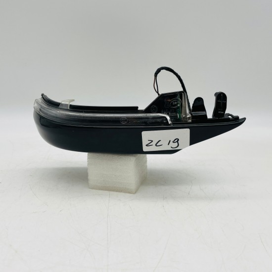 BMW 5 Series Wing Mirror Indicator F10 F11 Right Genuine 7308535 | 2013-2016 BMW 5 Series Wing Mirror Indicator F10 F11 Right Genuine 7308535 | 2013-2016
