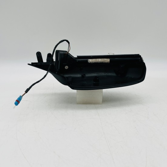 BMW 5 Series Wing Mirror Indicator F10 F11 Right Genuine 7308535 | 2013-2016 BMW 5 Series Wing Mirror Indicator F10 F11 Right Genuine 7308535 | 2013-2016