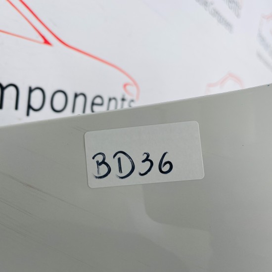 BMW 1 Series Rear Bumper M Sport F40 Genuine White 51128070949 | 2019-2023 [Bd36 BMW 1 Series Rear Bumper M Sport F40 Genuine White 51128070949 | 2019-2023 [Bd36