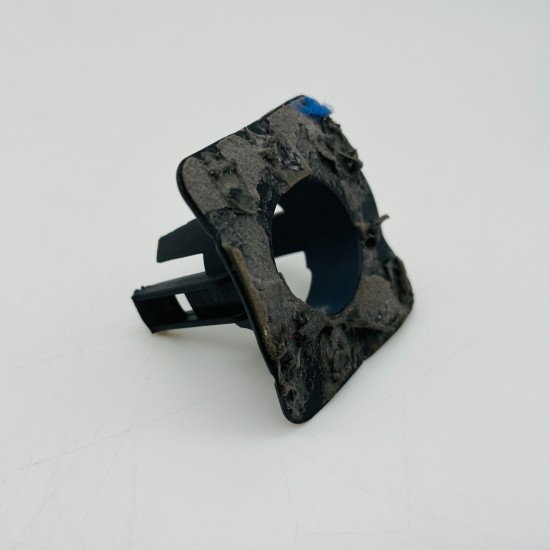 BMW 3 Series Parking Sensor Mount E90 E91 Genuine | 7138410 [x117]