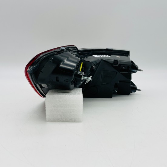 BMW 3 Series Tail Light G20 Saloon Right Side Genuine 7420450 | 2019-2021 [hl86]