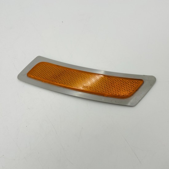 BMW 5 6 Series F10 F06 F12 F13 Right Front Bumper Reflector 63147203266 [x108]