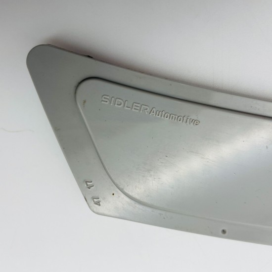 BMW 5 6 Series F10 F06 F12 F13 Right Front Bumper Reflector 63147203266 [x108]