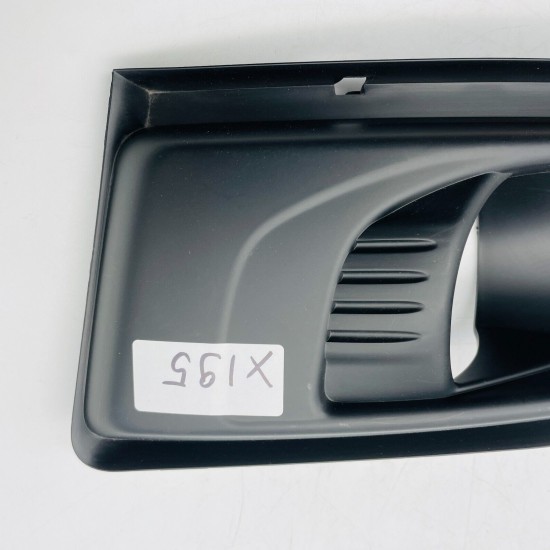 Citroen Picasso Fog Light Grill Trim Surround Right 9654196777 | 2006-2013 [x195 Citroen Picasso Fog Light Grill Trim Surround Right 9654196777 | 2006-2013 [x195