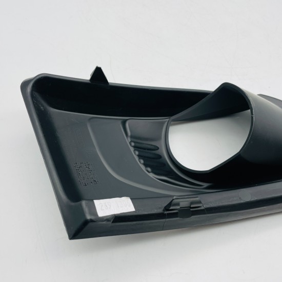 Citroen Picasso Fog Light Grill Trim Surround Right 9654196777 | 2006-2013 [x195 Citroen Picasso Fog Light Grill Trim Surround Right 9654196777 | 2006-2013 [x195
