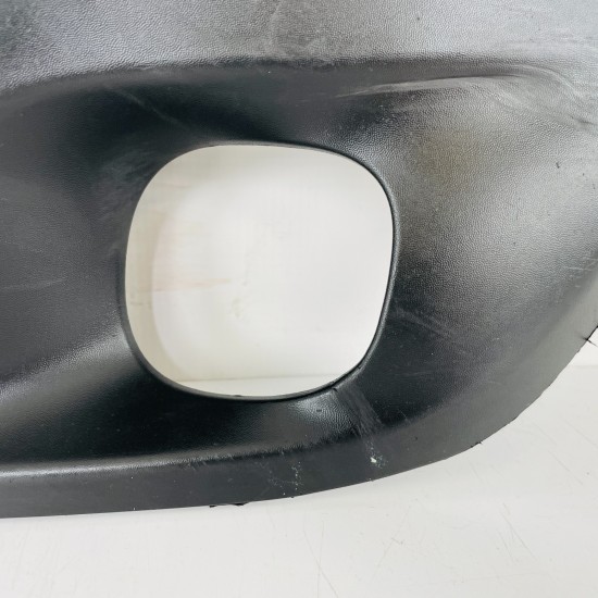 Peugeot Expert Grill Front Left Passenger Side 1594082x / 2017-2023 [zb36]