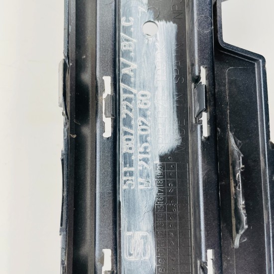 Cupra Formentor Front Bumper With Pdc Genuine Grey 5ff807221 / 2020 - 2024 [ar44 Cupra Formentor Front Bumper With Pdc Genuine Grey 5ff807221 / 2020 - 2024 [ar44