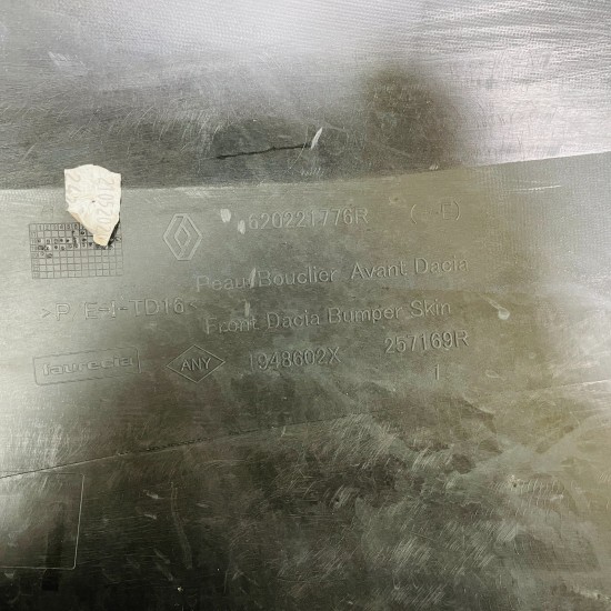 Dacia Duster Front Bumper Genuine Blue 620221776r | 2017 - 2023 [ar109]