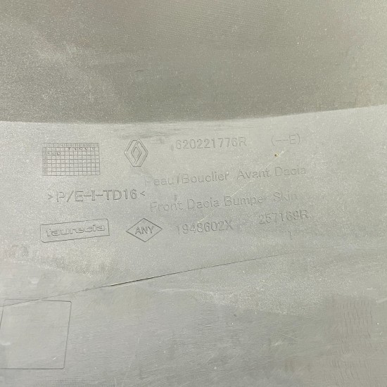 Dacia Duster Front Bumper Genuine Black 620221776r | 2017-2023 [aw48]