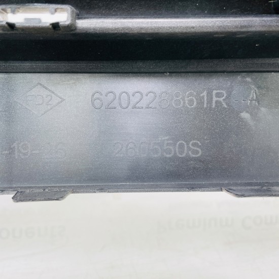 Dacia Sandero Front Bumper Stepway Genuine Silver 620228861r | 2021-2025 [Bc131]