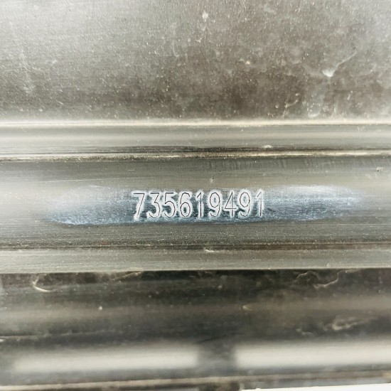 Fiat 500 Lounge Front Bumper Se Face Lift Genuine Black 735619491 | 2016 – 2021