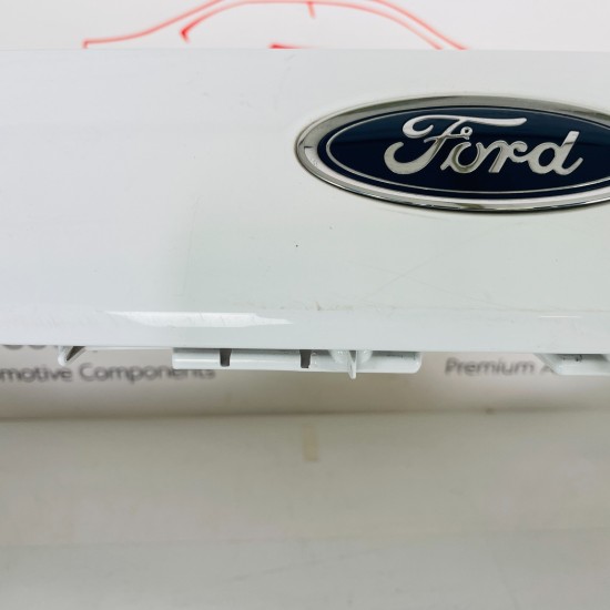 Ford Focus Front Bumper Genuine White With Grill 2015 – 2018 [an86]