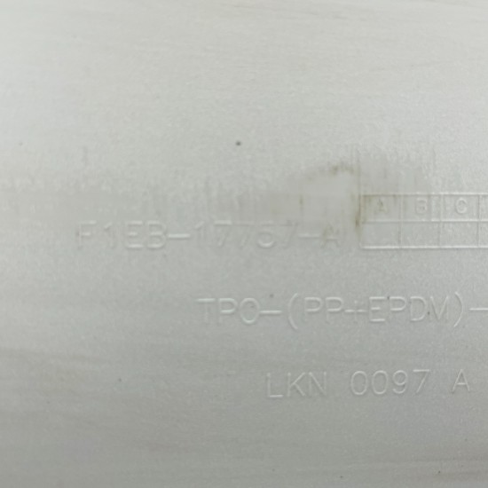 Ford Focus Front Bumper Genuine White With Grill 2015 – 2018 [an86]