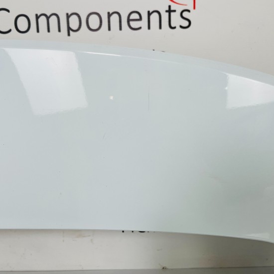 Ford Puma Rear Spoiler Genuine White Boot Tailgate Wing 2020 – 2024 [za109]