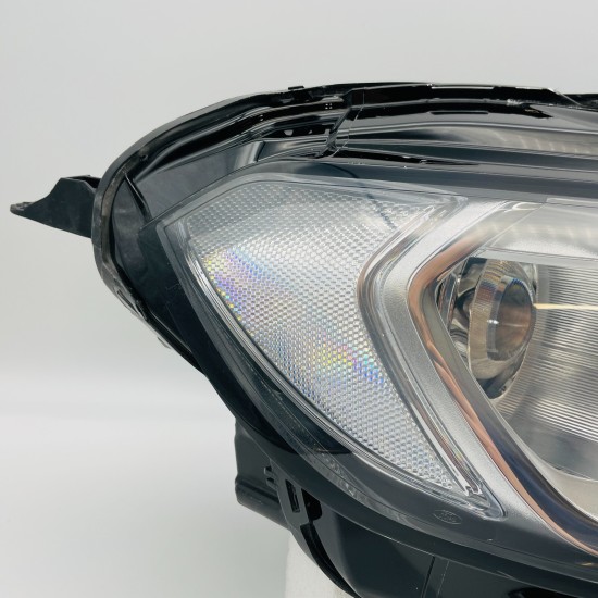 Ford Eco Sport 2 Headlight Headlamp Right Driver Offside 2018 - 2022 [l132]