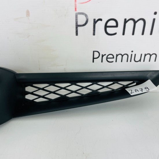 Honda Jazz Front Grill Genuine Mk1 With Emblem 2001 - 2007 [za79]