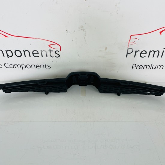 Honda Jazz Front Grill Genuine Mk1 With Emblem 2001 - 2007 [za79]