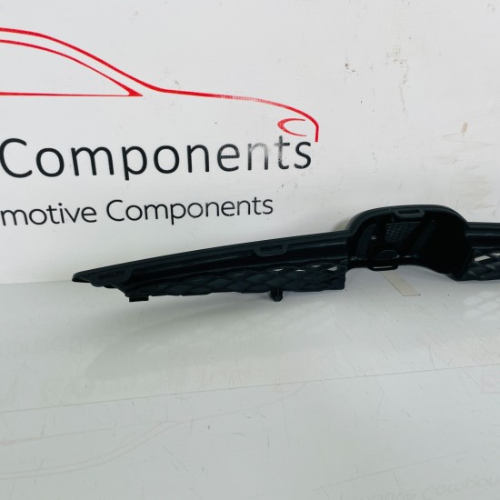 Honda Jazz Front Grill Genuine Mk1 With Emblem 2001 - 2007 [za79]