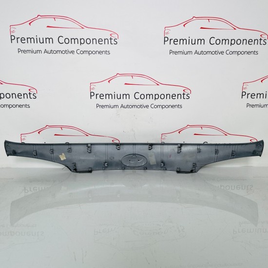 Hyundai Ix35 Boot Tailgate Moulding Trim Genuine Grey  2009-2016 [za120]