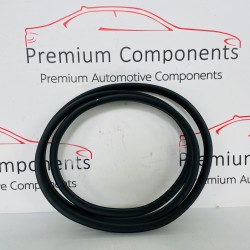 Hyundai Kona Front Door Seal Genuine Right Driver Rubber Weatherstrip  2018-2023