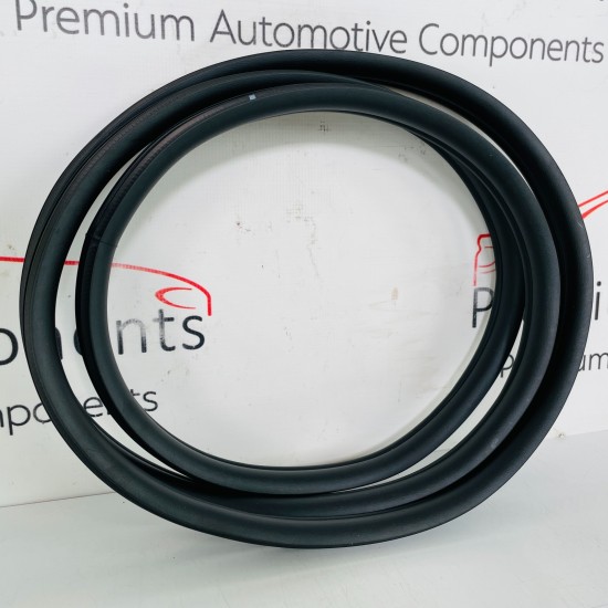 Hyundai Kona Front Door Seal Genuine Right Driver Rubber Weatherstrip 2018-2023 Hyundai Kona Front Door Seal Genuine Right Driver Rubber Weatherstrip 2018-2023