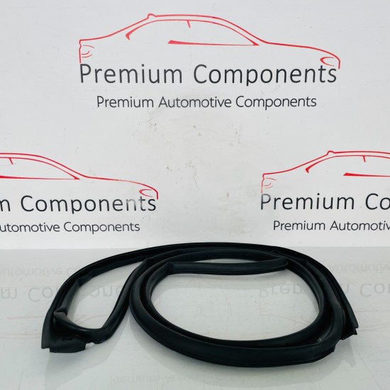 Hyundai I20 Rear Left Door Seal Genuine Rubber Weather Strip 2014 - 2019 Hyundai I20 Rear Left Door Seal Genuine Rubber Weather Strip 2014 - 2019