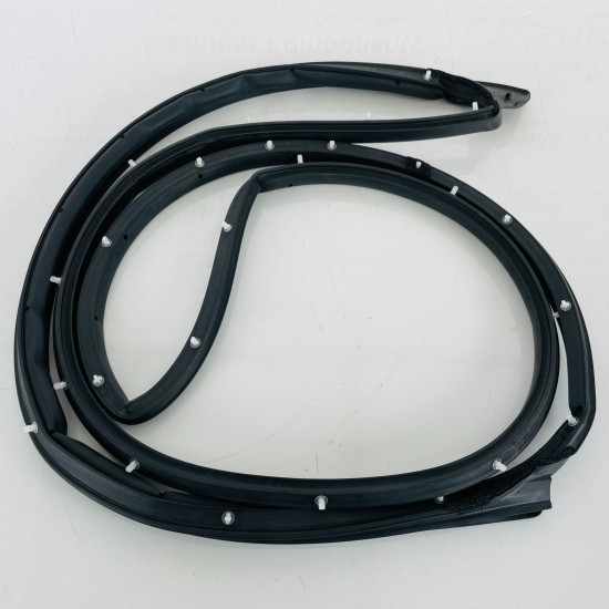 Hyundai I20 Rear Left Door Seal Genuine Rubber Weather Strip 2014 - 2019 Hyundai I20 Rear Left Door Seal Genuine Rubber Weather Strip 2014 - 2019