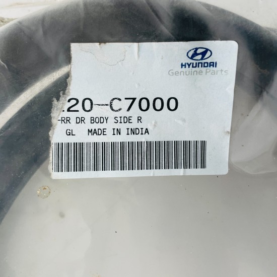 Hyundai I20 Rear Right Door Seal Genuine Rubber Weather Strip 2014 - 2019 Hyundai I20 Rear Right Door Seal Genuine Rubber Weather Strip 2014 - 2019
