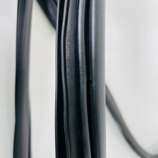 Hyundai I20 Rear Right Door Seal Genuine Rubber Weather Strip 2014 - 2019 Hyundai I20 Rear Right Door Seal Genuine Rubber Weather Strip 2014 - 2019