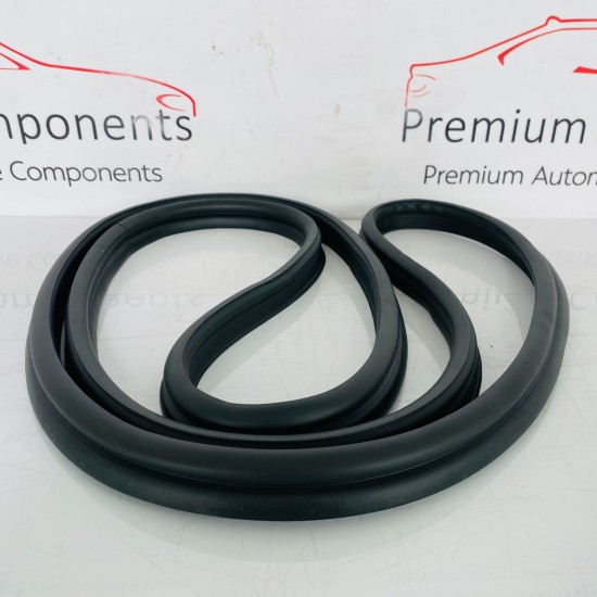 Hyundai I30 Station Wagon Rear Door Seal Mk3 Tailgate Weather Strip 2017 - 2020 Hyundai I30 Station Wagon Rear Door Seal Mk3 Tailgate Weather Strip 2017 - 2020