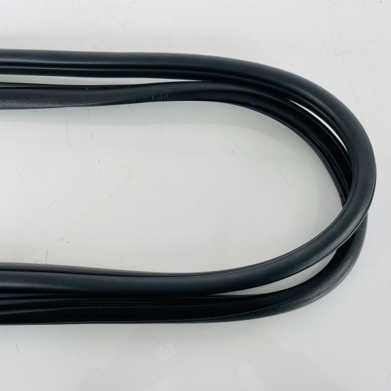 Hyundai I20 Rear Right Door Seal Genuine Rubber Weather Strip  2014 - 2019