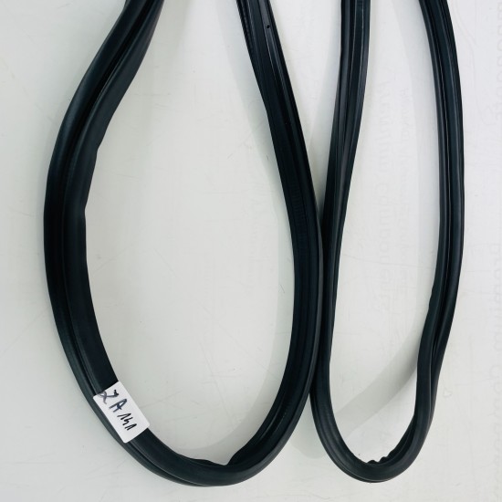 Hyundai Ix20 Boot Seal Genuine Tailgate Weatherstrip 873211k000 2011-2019 [za141 Hyundai Ix20 Boot Seal Genuine Tailgate Weatherstrip 873211k000 2011-2019 [za141