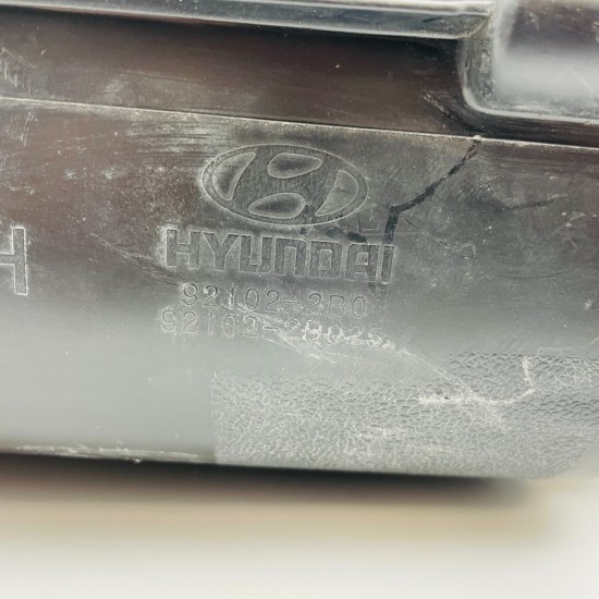 Hyundai Santa Fe Headlight Right Side Genuine 921012b025 | 2006-2012 [l36]