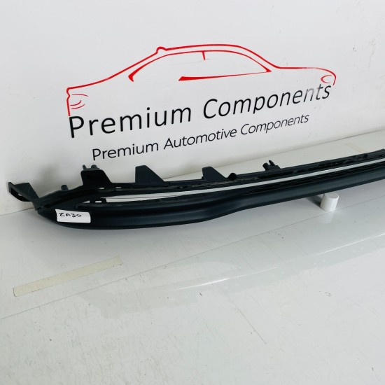 Kia Ceed Estate Rear Bumper Trim Genuine Lower Diffuser Section 2018 – 2023 Kia Ceed Estate Rear Bumper Trim Genuine Lower Diffuser Section 2018 – 2023