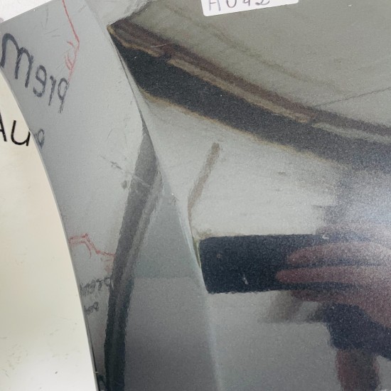 Kia Rio Front Bumper Genuine Grey Mk4 With Badge 2017 - 2020 [ao42]