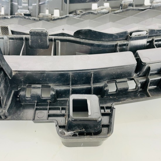 Kia Xceed Front Grill Genuine Black With Chrome 86351-cr100 | 2022 - 2025 [as59]